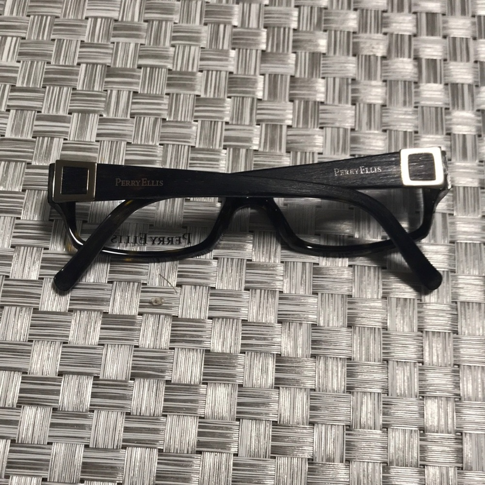 Perry Ellis Frame - Picture 7 of 8